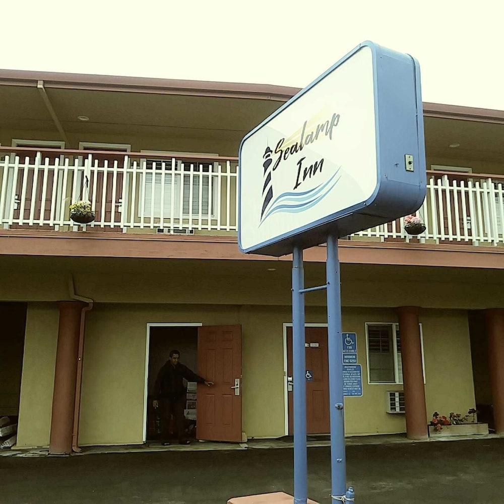 Sealamp Motel 2*