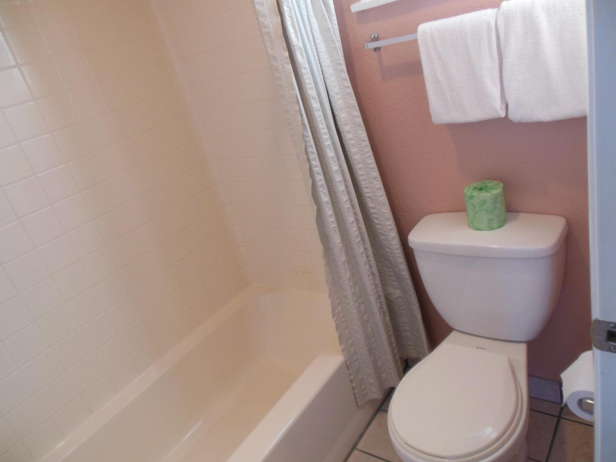 Motel Sealamp 2*