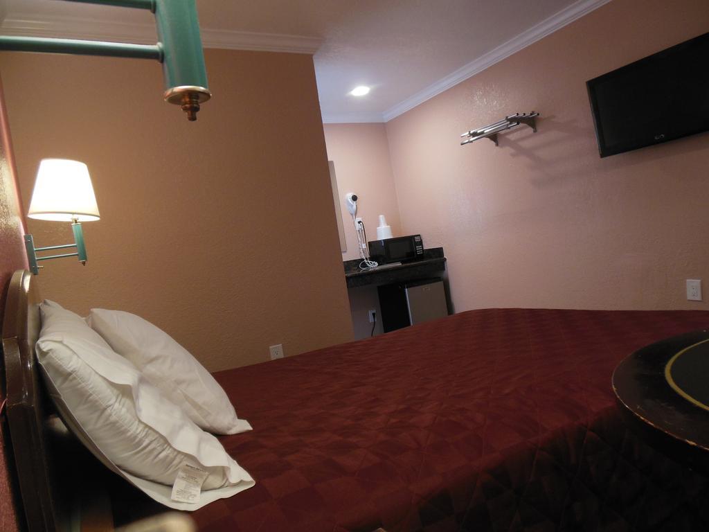 Sealamp Motel 2*
