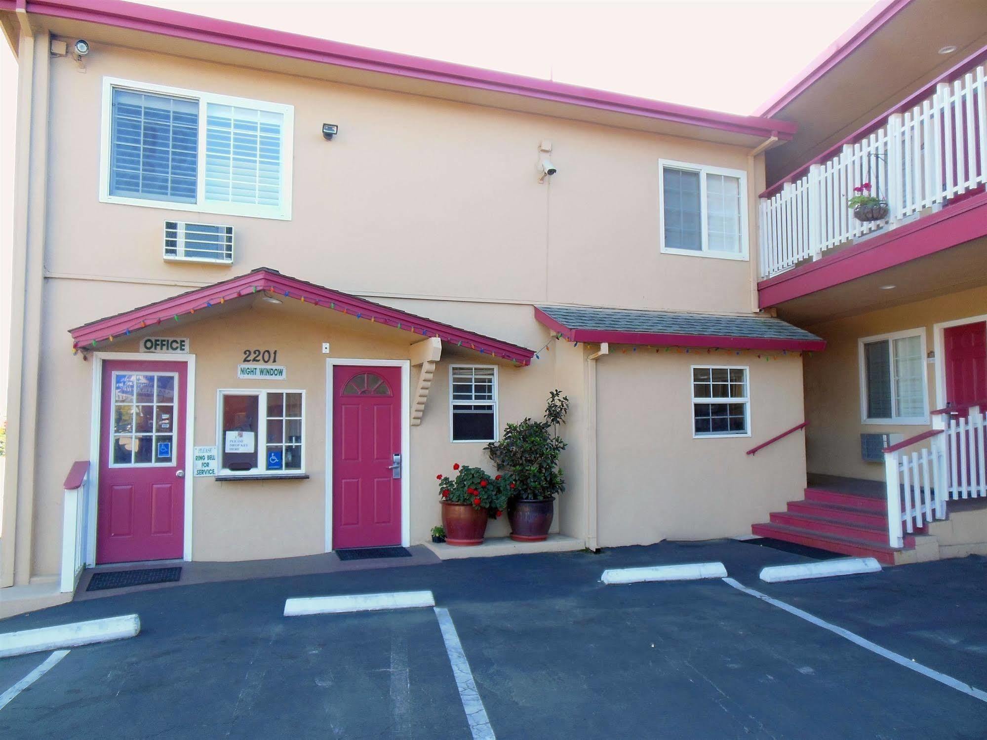 Sealamp Motel Seaside