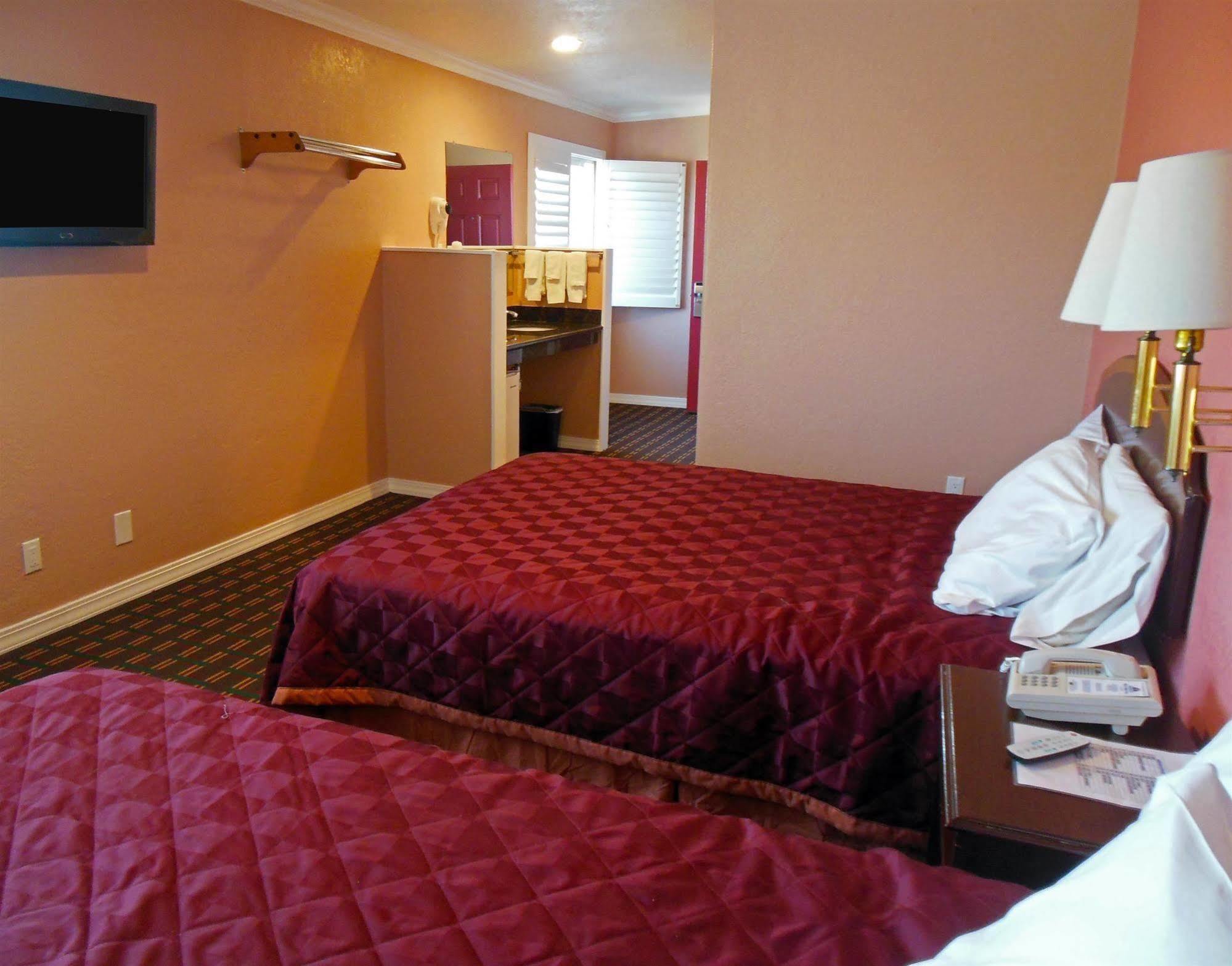 Motel Sealamp 2*
