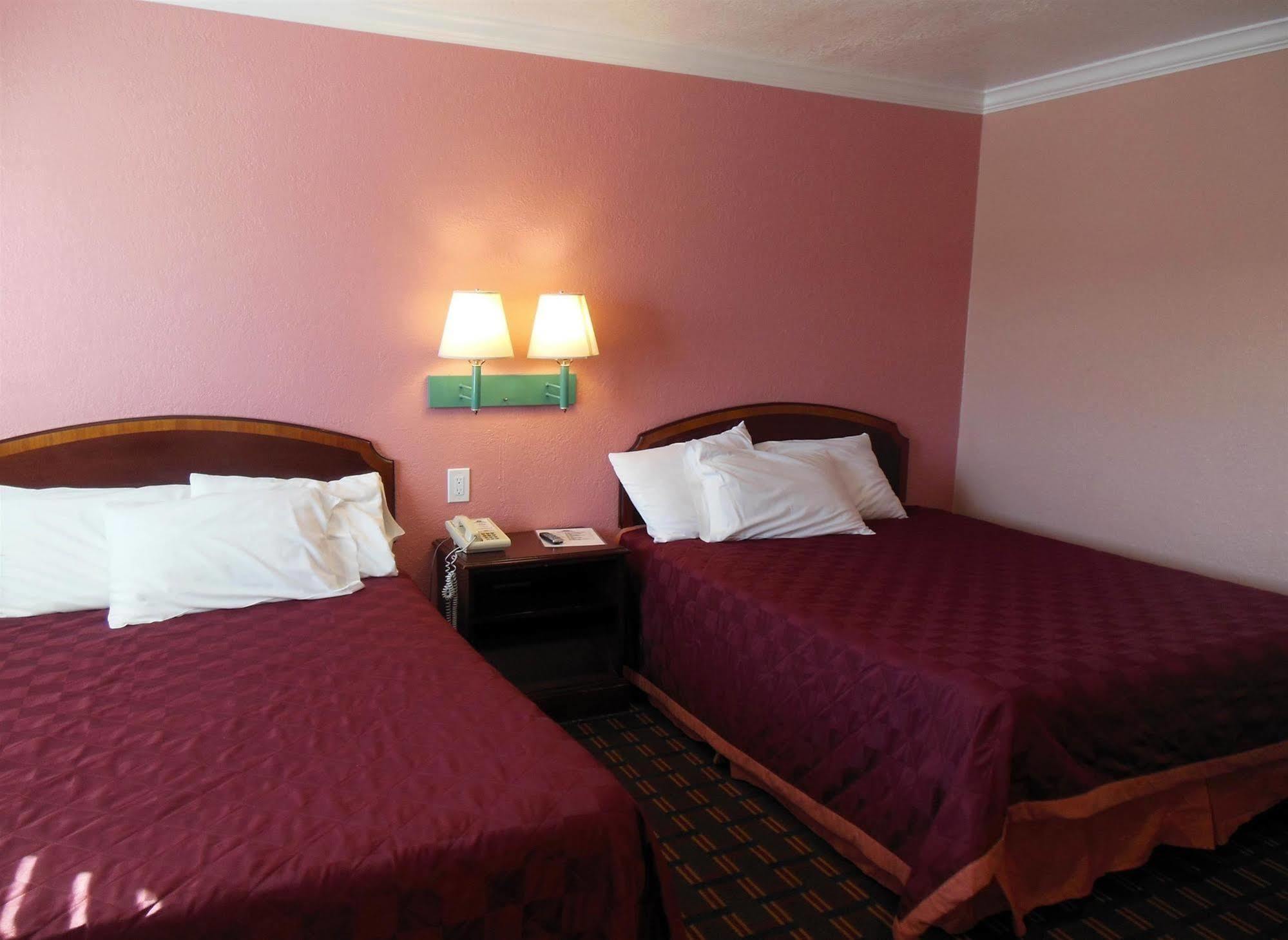 Motel Sealamp 2*
